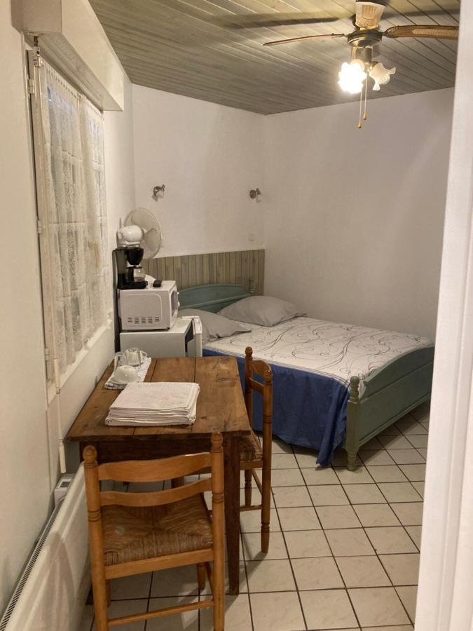 Bed and Breakfast Le Robinson Marseillan  Exterior foto